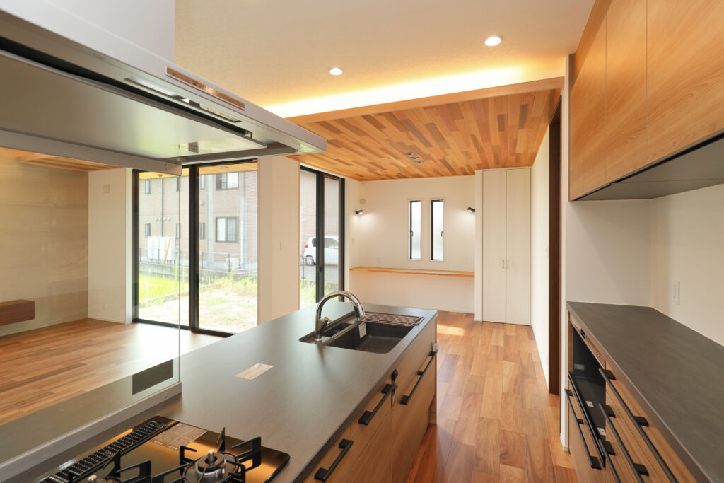 木の城いちばん施工例　ｷｯﾁﾝ