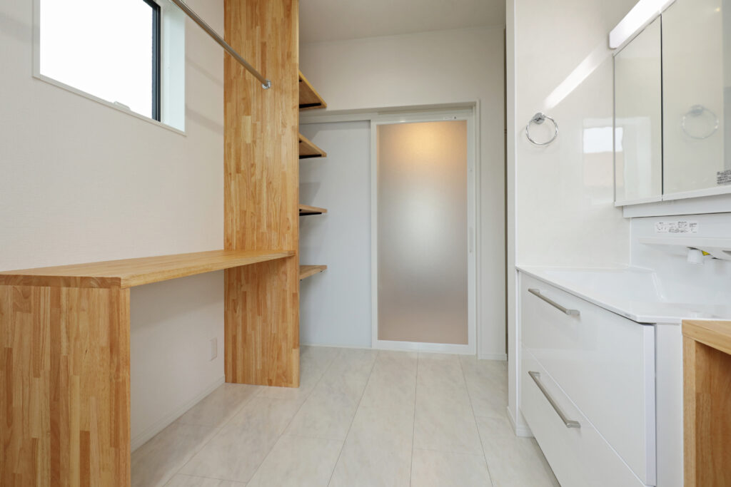 倉敷注文住宅　洗面所施工例