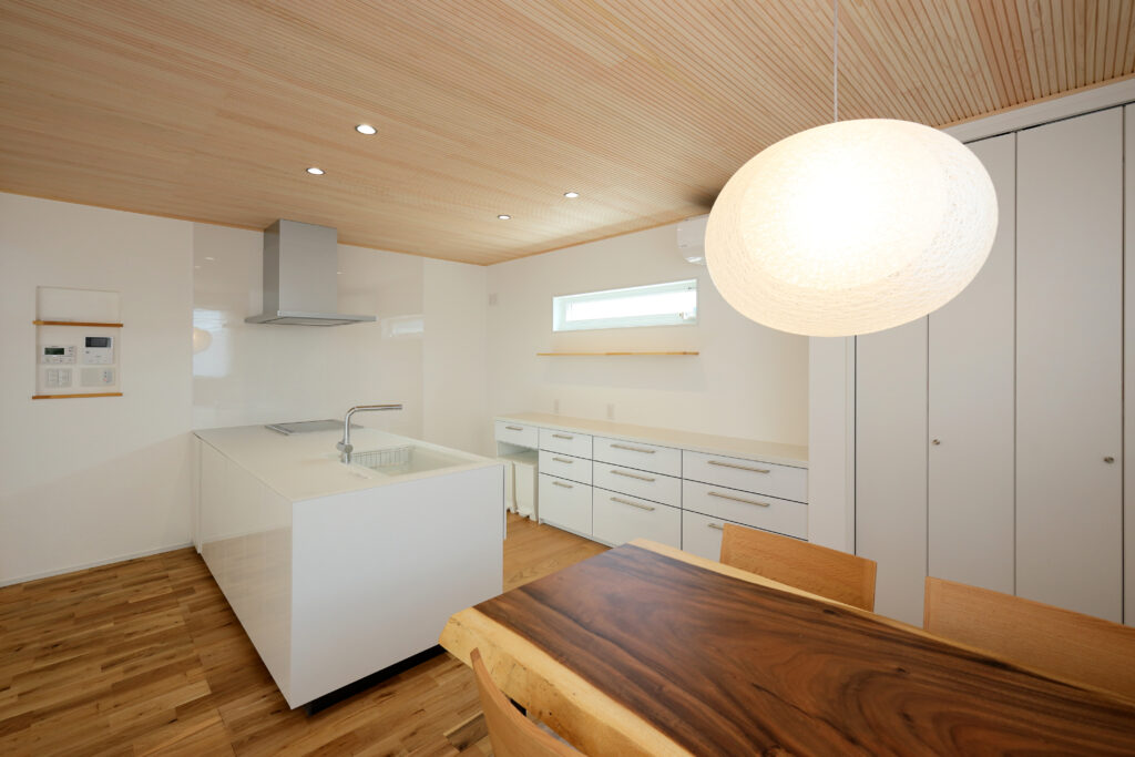 木の城いちばん施工例　キッチン
