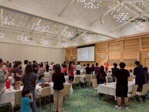 ホテルでも身体にやさしい天然木材を使っています